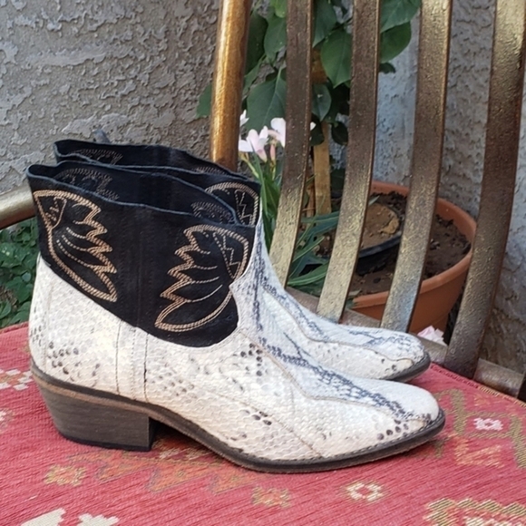 FREE PEOPLE DORADO BOOTIES, - Picture 6 of 8